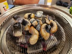 -围炉肉舍•炭烤活鳗•丹东海鲜烤肉(步行街店)