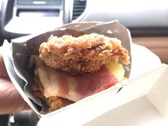-肯德基(鲁迅路店)