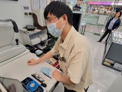 -回瑞眼镜·蔡司·依视路官方授权店(广益路万达店)