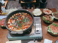 -黔有有贵州酸汤夺夺粉火锅(五味十字店)