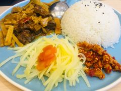 红烧笋子牛肉饭-I-YOU面缘·仁和新城店