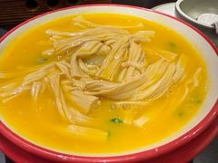 -麻六记(凤凰汇店)