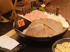 -晓宇重庆火锅(西安荟聚店)