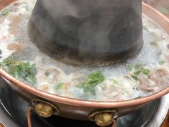 -楼外楼大刀肉传统火锅居(博学路店)