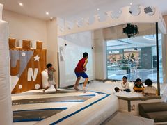 -艾米茉亲子餐厅(万象城店)