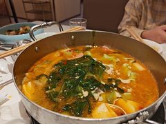 -七欣天香辣蟹火锅(闵行浦江欢乐颂店)