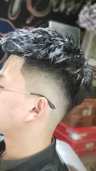 -侨治发型