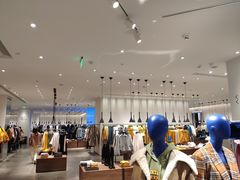 -URBAN REVIVO(西安Momopark店)