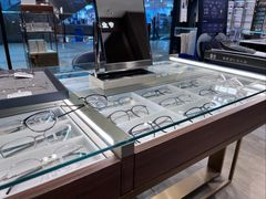 -LensCrafters亮视点(港汇恒隆广场店)