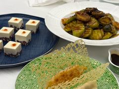 -品海楼·大连海胆锅贴馆(东港店)