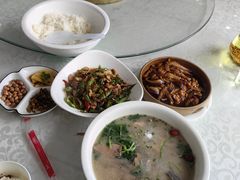 -姐妹农家菜(碧水华庭店)