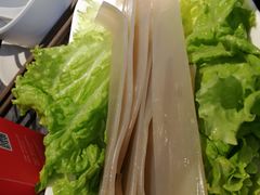 手工宽苕粉-热火朝天鲜切牛肉火锅(南强街巷店)