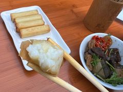 -周大娘牛乳(旧寨古村总店)