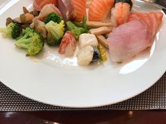 -东西风牛排馆周末烧烤自助(首都机场希尔顿店)