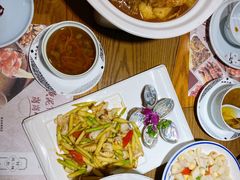 -黄泥岗·地道湖北菜(奥特莱斯店)