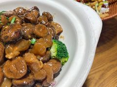 -黄泥岗·地道湖北菜(奥特莱斯店)