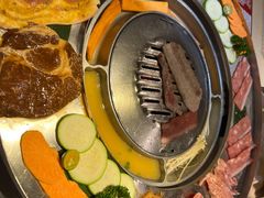 -哈哈碳都·牛肋条无限自助烤肉(台江万达店)