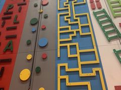-极限PLAY运动娱乐新世界·团建派对潮玩休闲馆·室内蹦极高空游乐园