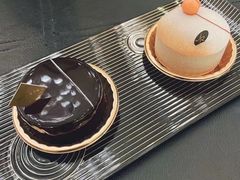 -Salon de The de Joel Robuchon(外滩18号店)