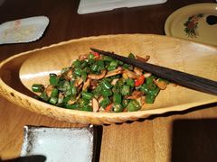 小炒松茸配手工面-菩提素素食餐厅(晶郦馆店)