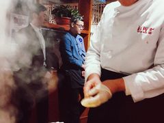 -船梆煮•蒸汽海鲜·炉火烤肉(五四广场店)