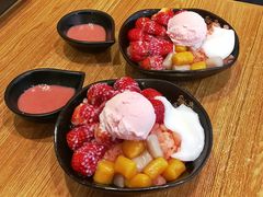 芋见草莓冰沙-鲜芋仙(太原街万达店)