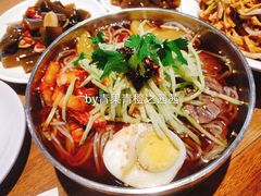 -圣河湾虾饺美食(站前店)