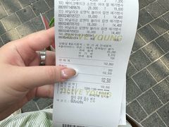 -Olive Young(明洞中央店)