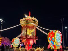 -淄博花灯齐彩城