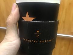 -星巴克臻选(济南恒隆店)