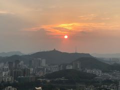 -世贸旋转自助餐厅(360°高空观景店)