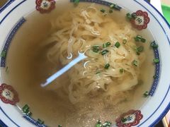 上汤净粗面-七爷清汤腩·港式茶餐厅(世博店)