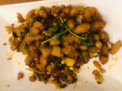 渣渣土豆-三猫黑鱼花(南大店)