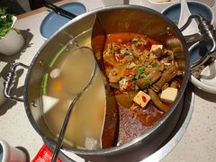 牛杂鸳鸯锅-左庭右院鲜牛肉火锅(环球港店)