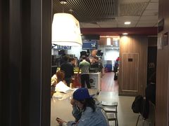 大堂-麦当劳(宾水西道店)