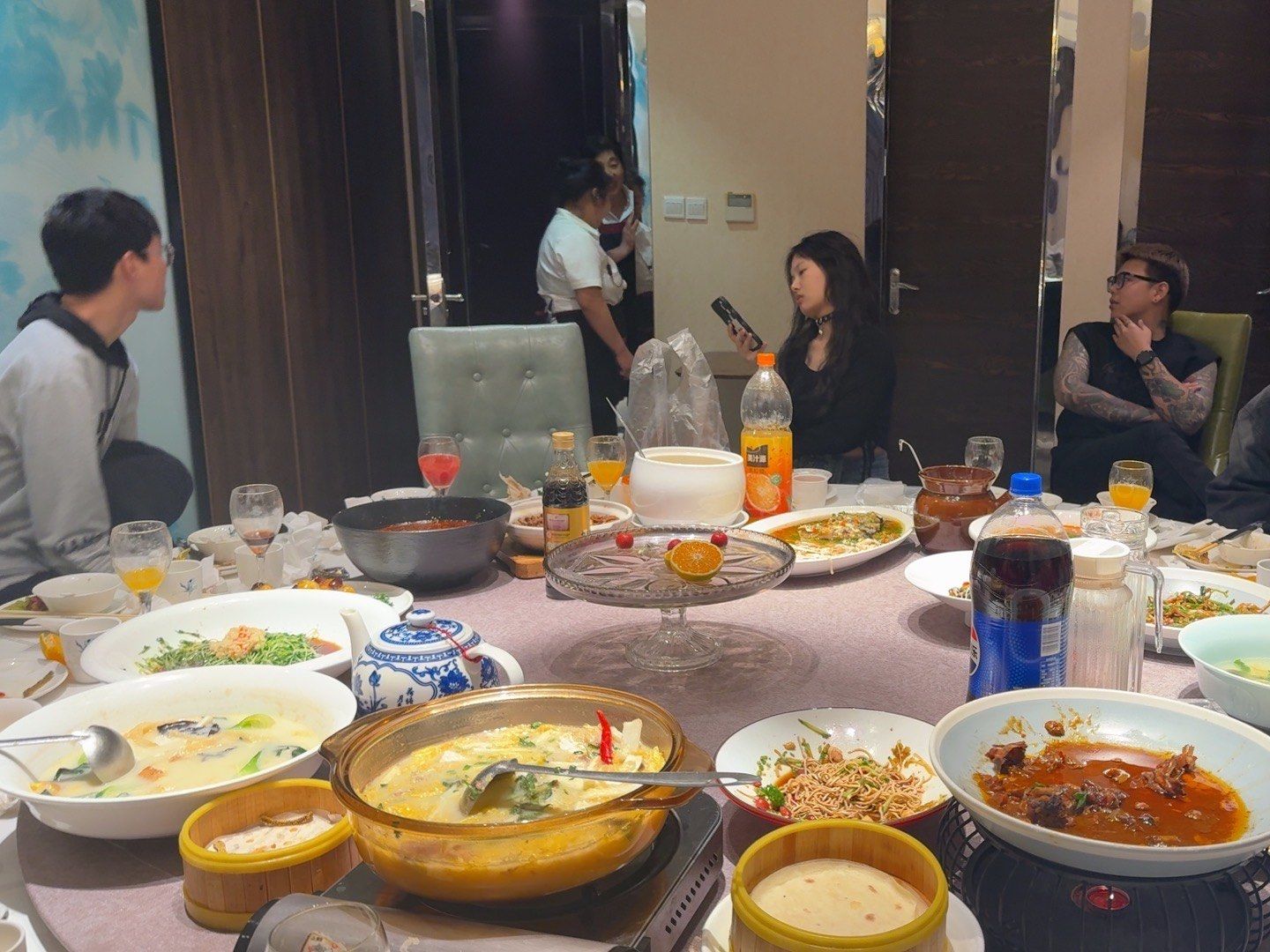 环境优雅舒适,是朋友聚餐或家庭聚会的理