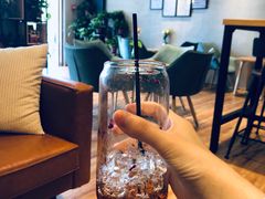 -ZING COFFEE 镜咖啡