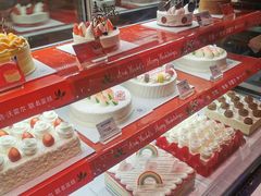 联名款蛋糕-巴黎贝甜(大宁国际商业广场店)