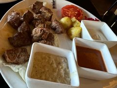 -Efes Turkish & Mediterranean Cuisine 艾菲斯餐厅(陆家嘴店)