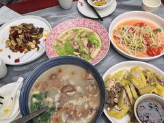 -蔼若春.传承三十年云南菜(金碧公园店)