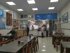 大堂-胡家包子·清真(大众巷店)