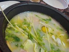 -妈妈故事米线(市府恒隆店)