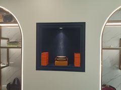 -聚云奢二手奢侈品黄金手表包包回收·中古店(中福城店)