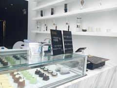 -UNI UNI(环亚凯瑟琳店)