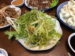 鲮鱼拌苦菊-百花深处·老北京风味菜