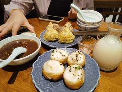 -鑫震源·苏式大虾生煎(山塘街店)