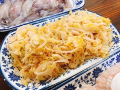 特色酸菜-老铜锅涮羊肉(大连海滨住宅小区店)