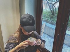 -SAFARI COFFEE