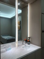 -PE SALON