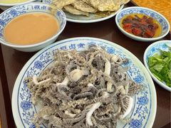 老北京爆肚-门框胡同百年卤煮(新街口店)